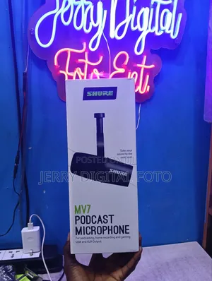 Shure Mv7 Podcast Mic