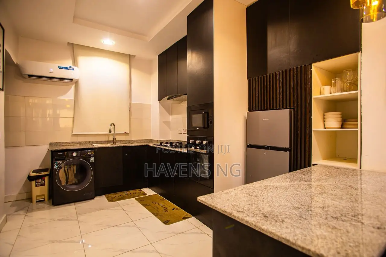 Luxury 2-Bedroom Serviced Apartment