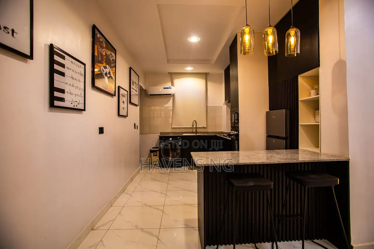 Luxury 2-Bedroom Serviced Apartment