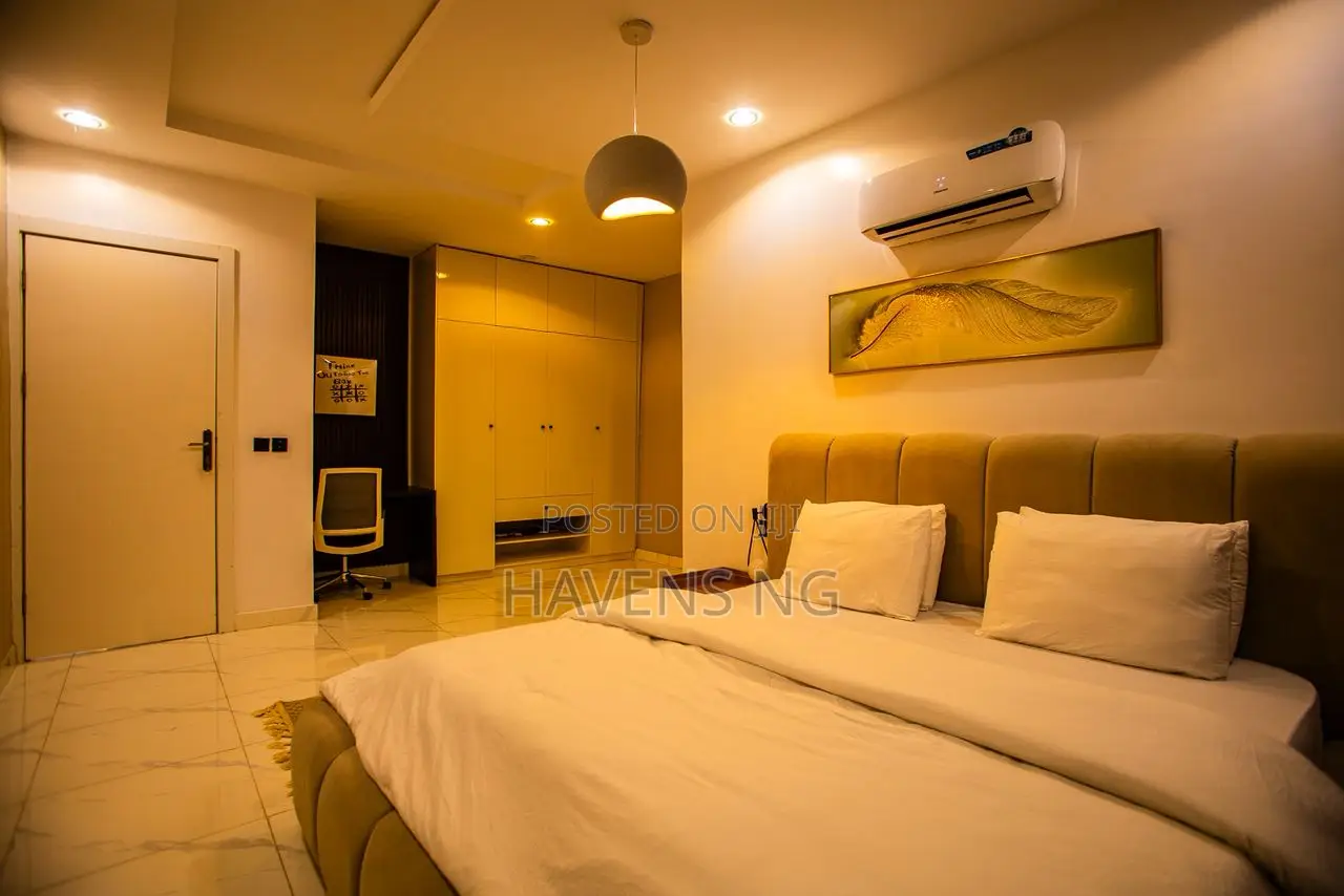 Luxury 2-Bedroom Serviced Apartment