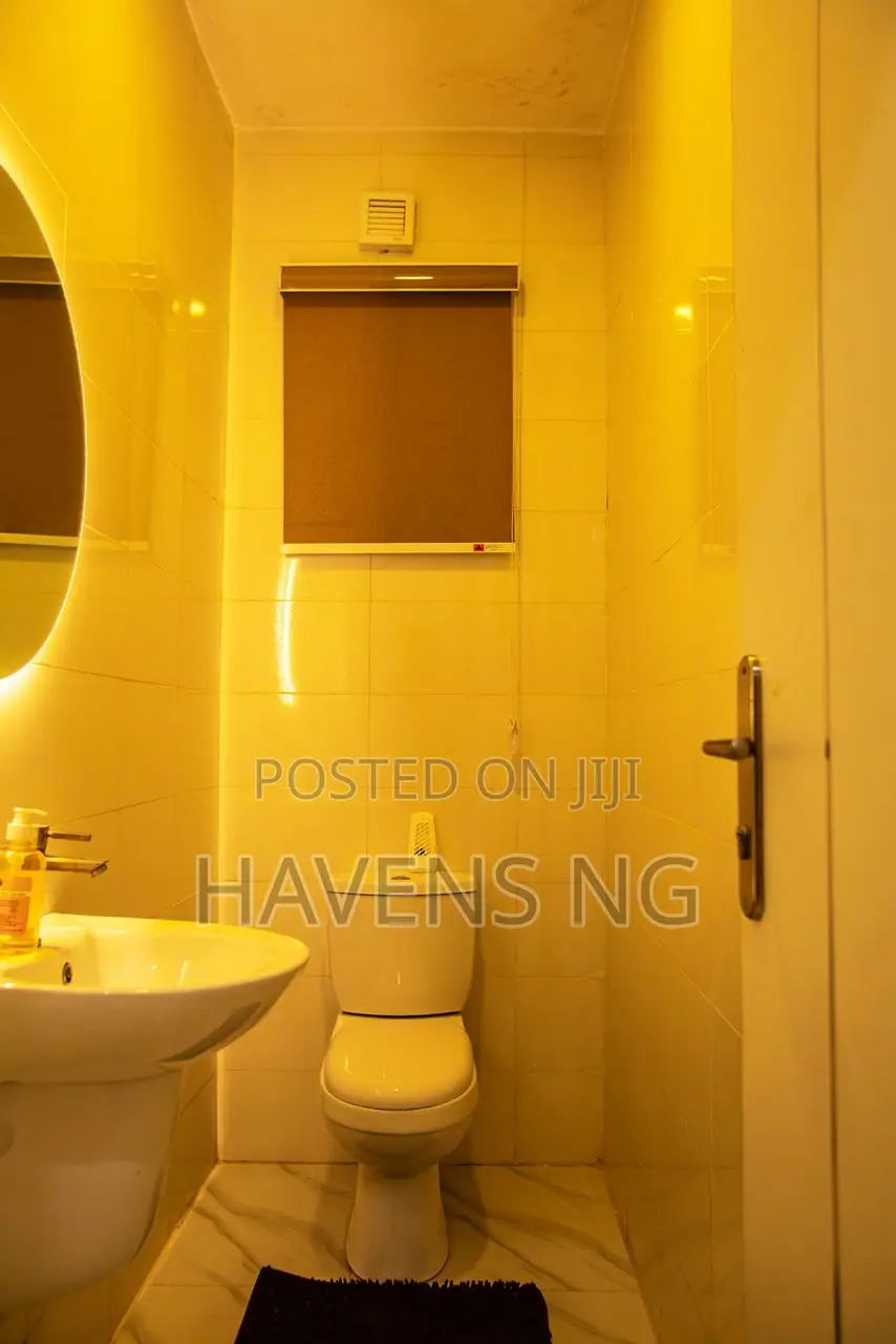 Luxury 2-Bedroom Serviced Apartment