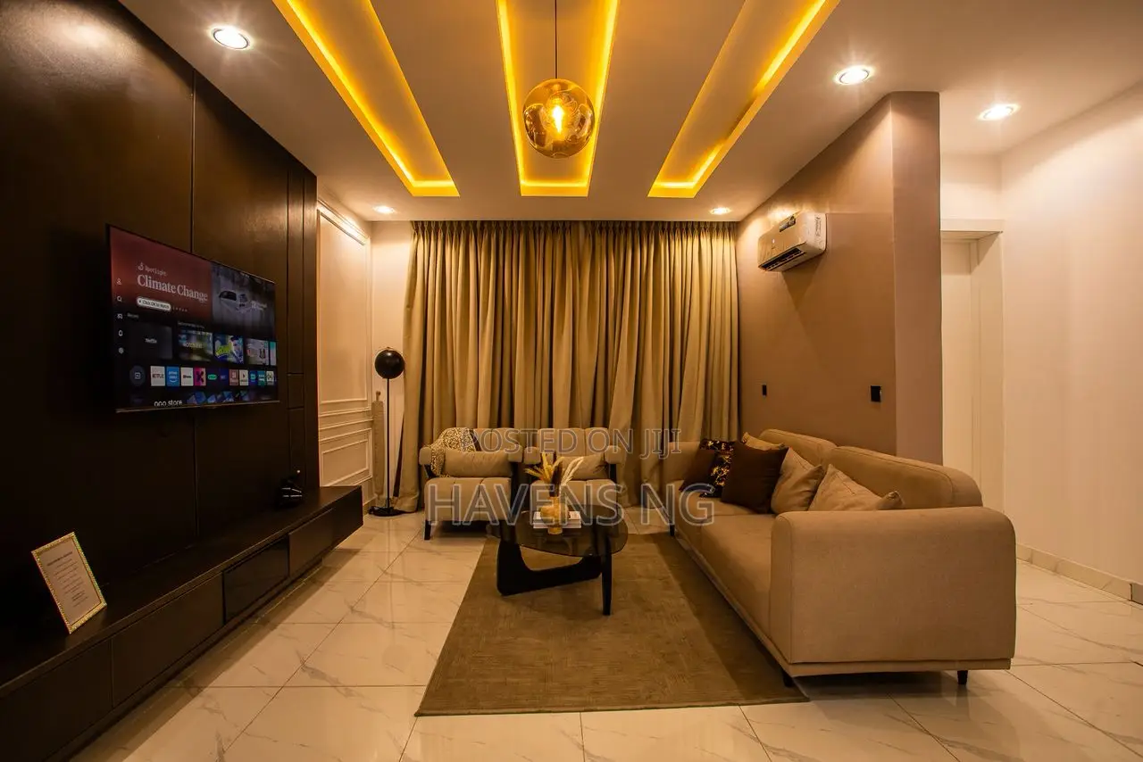 Luxury 2-Bedroom Serviced Apartment
