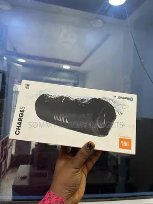 JBL Charge 5