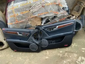 Any Kinds of Mercedes Benz Door Mat Are Available