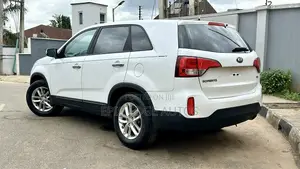 Kia Sorento 2015 White