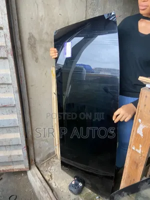 All Model of Mercedes Benz Back Windscreen Are Available