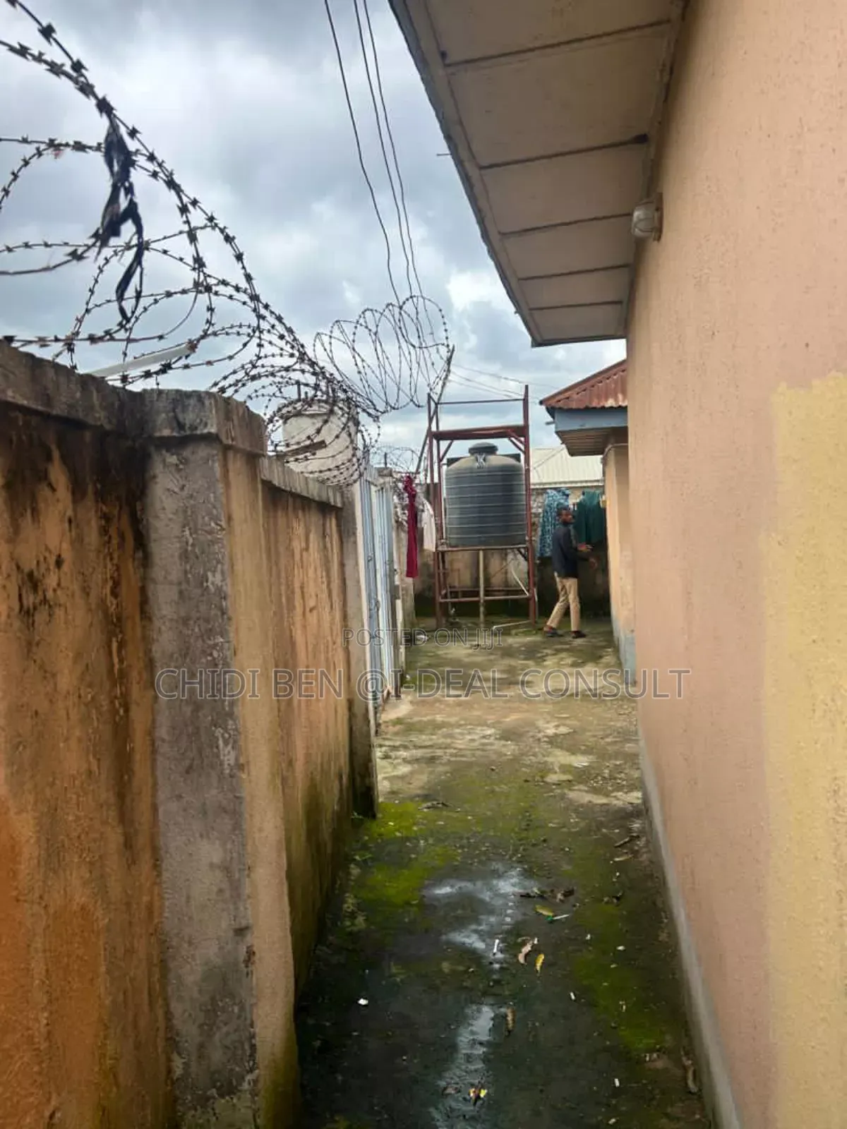 16 Units Selfcon, Student Lodge for Sale, -Dorben Polytechnic