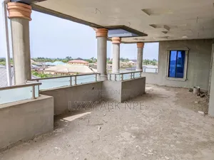 20bdrm Mansion in Ijebu Ode for sale