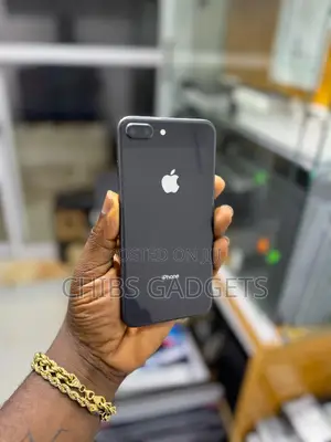 Apple iPhone 8 Plus 64 GB Black