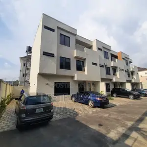 5bdrm Townhouse/Terrace in Jahi for sale