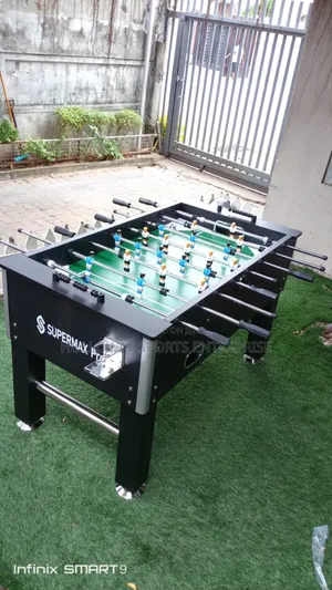 Renowned 5ft Soccer Table