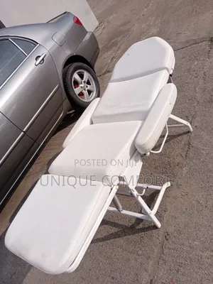 Imported Executive Multipurpose Spa/Massage/Hospital Bed