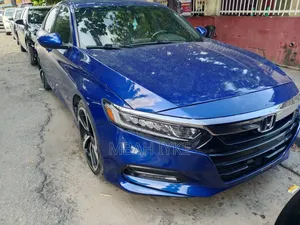 Honda Accord Sport (2.0L 4cyl Turbo 10A) 2019 Blue