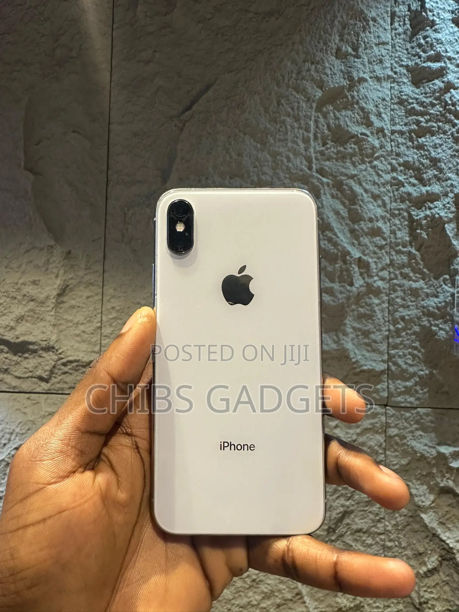 Apple iPhone X 64 GB White