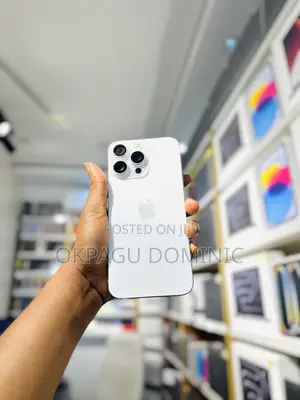 Apple iPhone 15 Pro Max 256 GB White