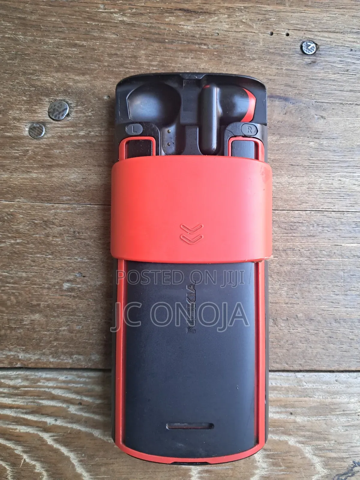 Nokia 5710 XpressAudio Red