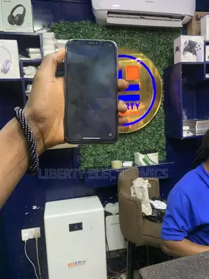 Apple iPhone 11 64 GB Black