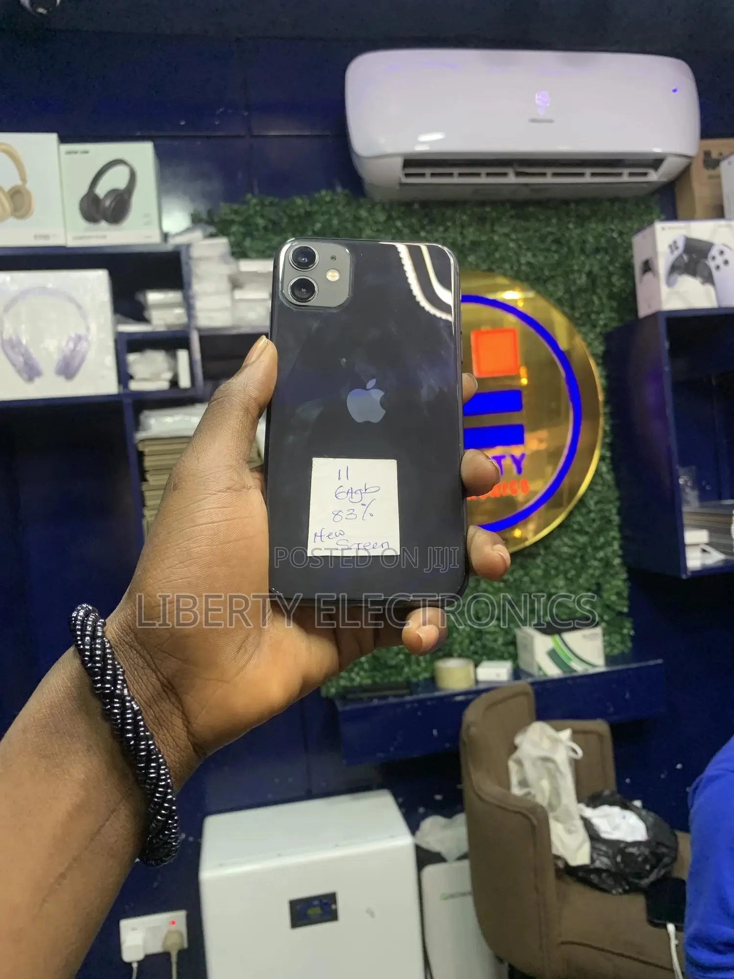 Apple iPhone 11 64 GB Black