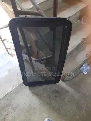 Roof Glass for Lexus Is 250 2010 Model Available Now
