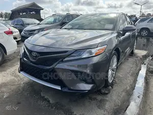 Toyota Camry 2020 Gray