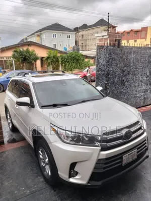 Toyota Highlander Limited 4x4 V6 (3.5L 6cyl 8A) 2018 White