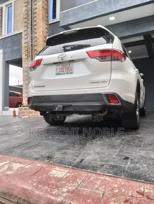 Toyota Highlander Limited 4x4 V6 (3.5L 6cyl 8A) 2018 White
