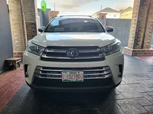 Toyota Highlander Limited 4x4 V6 (3.5L 6cyl 8A) 2018 White