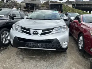 Toyota RAV4 2015 Silver