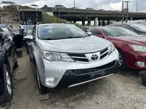 Toyota RAV4 2015 Silver