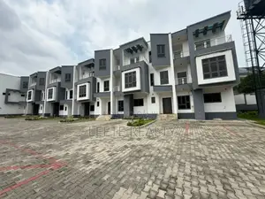 4bdrm Townhouse/Terrace in Wuse 2 for sale