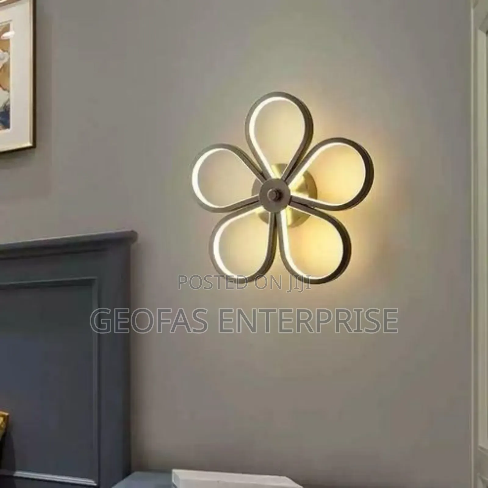 High Simple Modern Design Star Chandelier