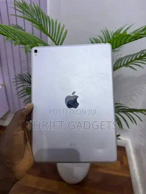 Apple iPad Pro 9.7 (2016) 32 GB Silver