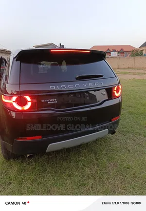 Land Rover Discovery 2016 Black
