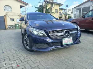 Mercedes-Benz C300 Luxury 4dr AWD 4Matic Sedan (2.0L 4cyl 7A) 2015 Blue
