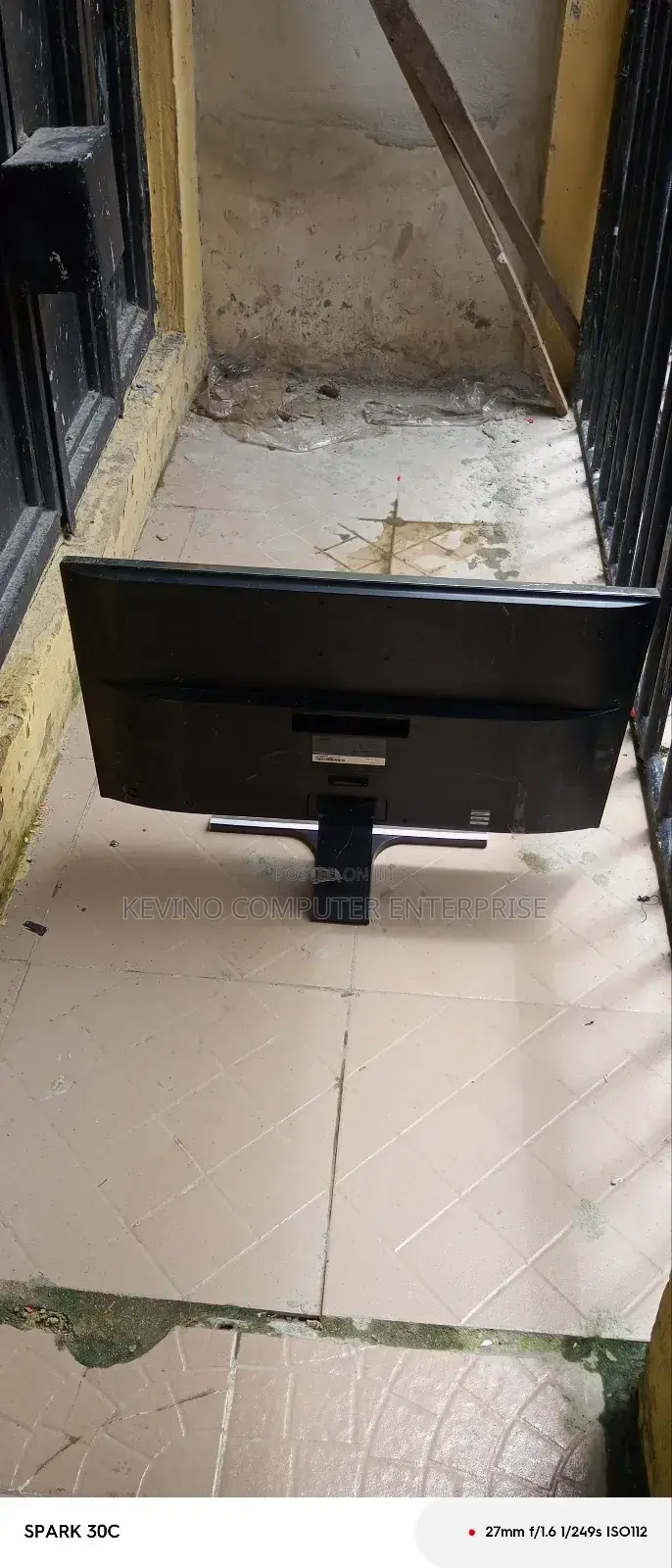 28 Inches Led Monitor