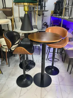 Amazing 2 High Chair and Table