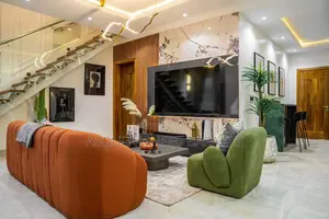 Luxury Two Bedroom Maisonette With Swimming Pool Ps5