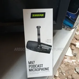Professional Studio Microphone Shure Mv7  