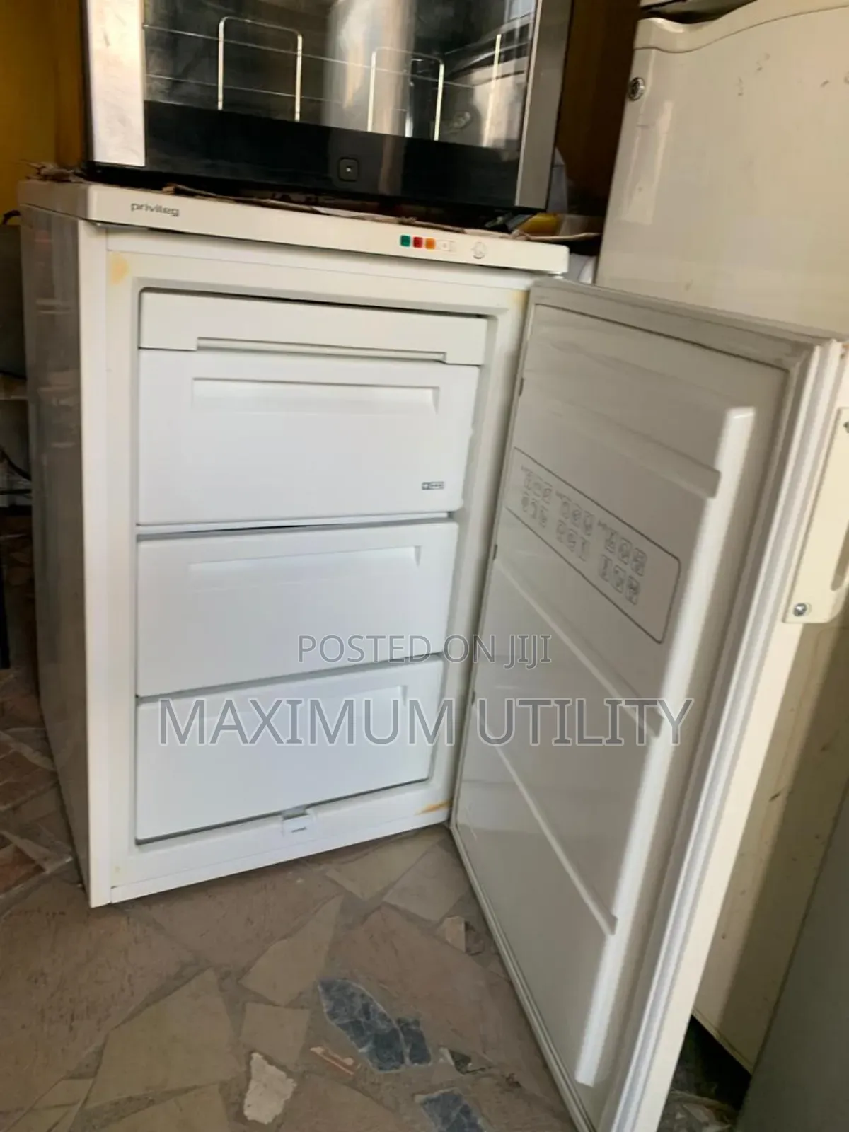 German Privileged Table Top Upright Standing Freezer