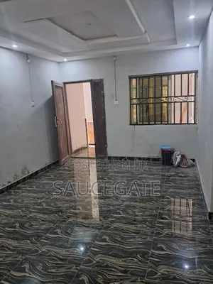 2bdrm Apartment in Igbelerin, Okokomaiko for rent