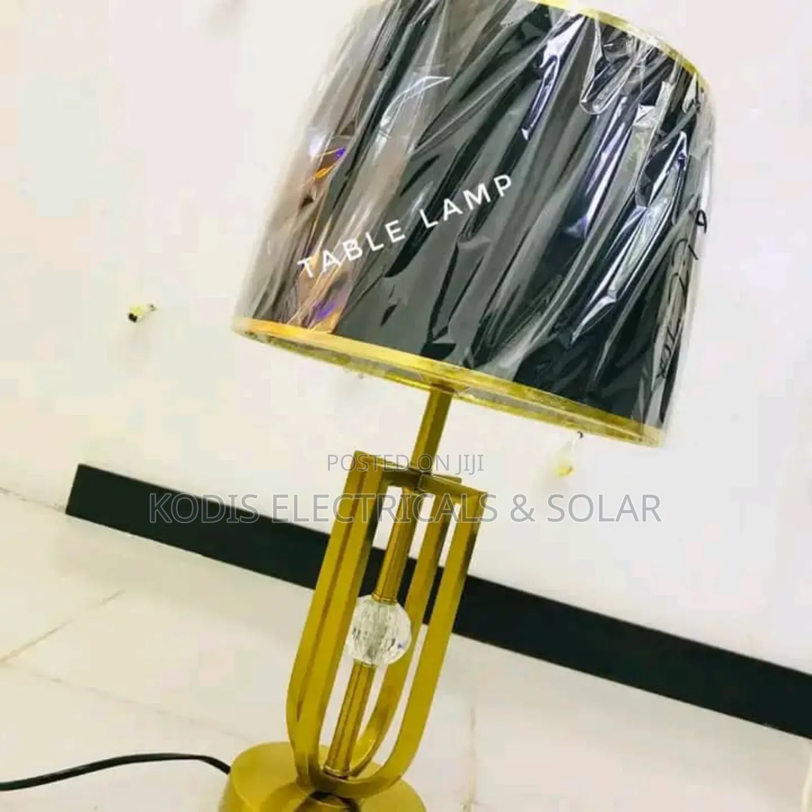 Pure Nordic Table Lamp