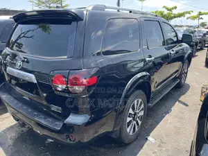 Toyota Sequoia 2016 Black
