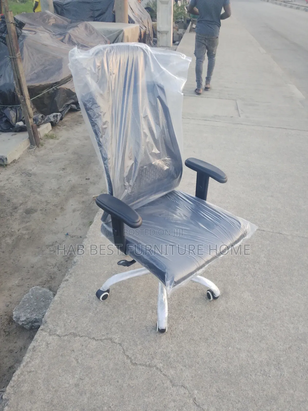 Executive Reclining Office Chair