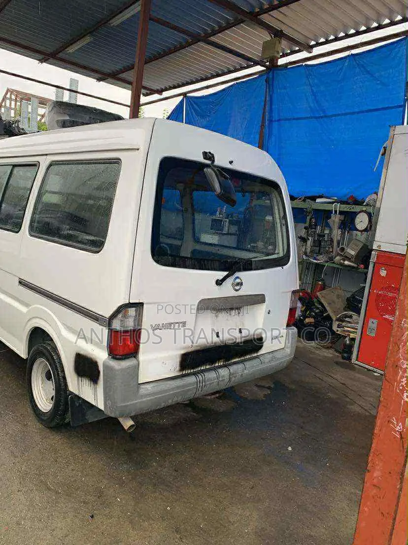 Nissan Vanette 2009 White