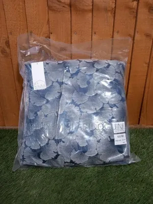 Leaf Cushion