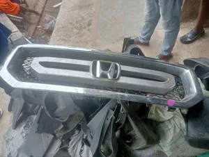 Front Grille Honda Ridgeline 2012 Model