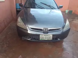 Honda Accord 2005 Gray