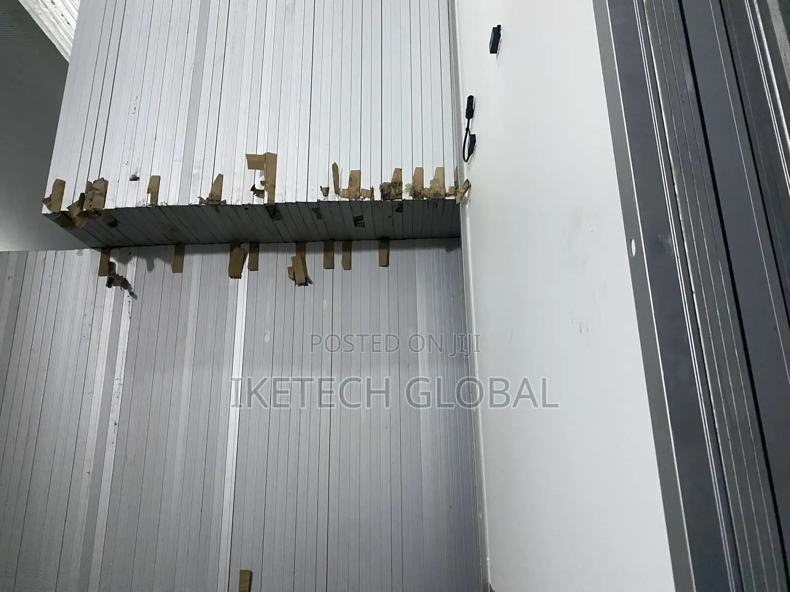 600w Jinko Single Face Solar Panel