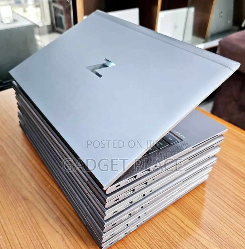 Laptop HP ZBook Firefly G8 16GB Intel Core I7 SSD 512GB