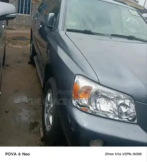 Toyota Highlander 2006 Blue